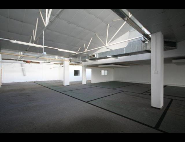 2,507M² FACTORY TO LET IN ATHLONE